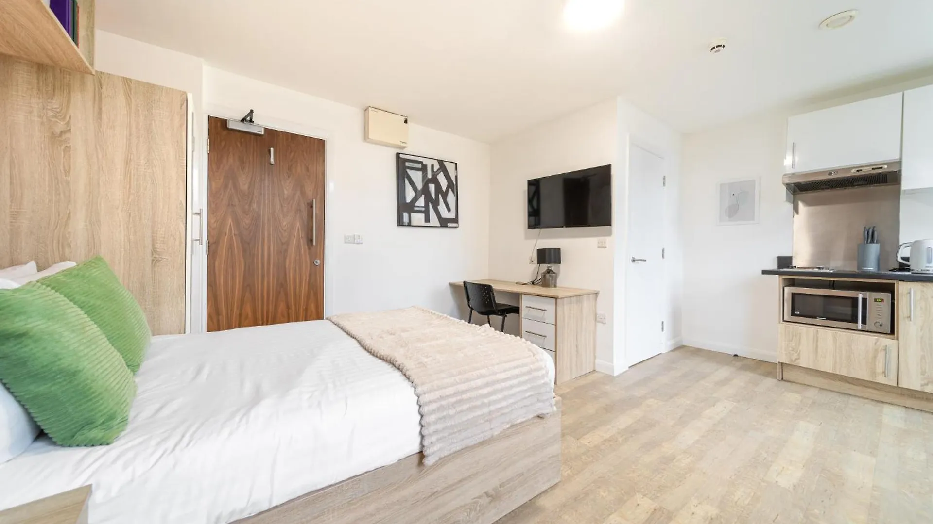 Apartament Alexandra House Simple City Stays