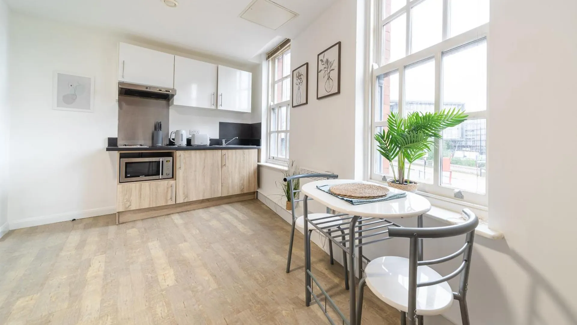 Alexandra House Simple City Stays 0*, Sheffield