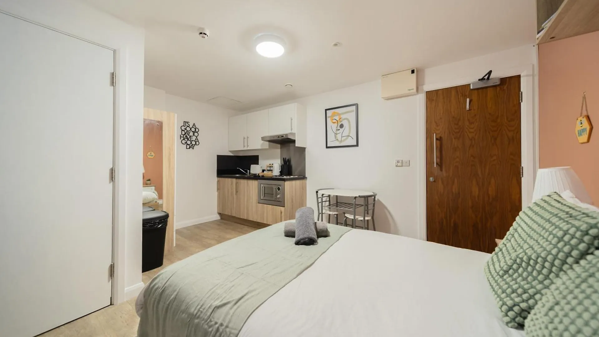 Alexandra House Simple City Stays Sheffield